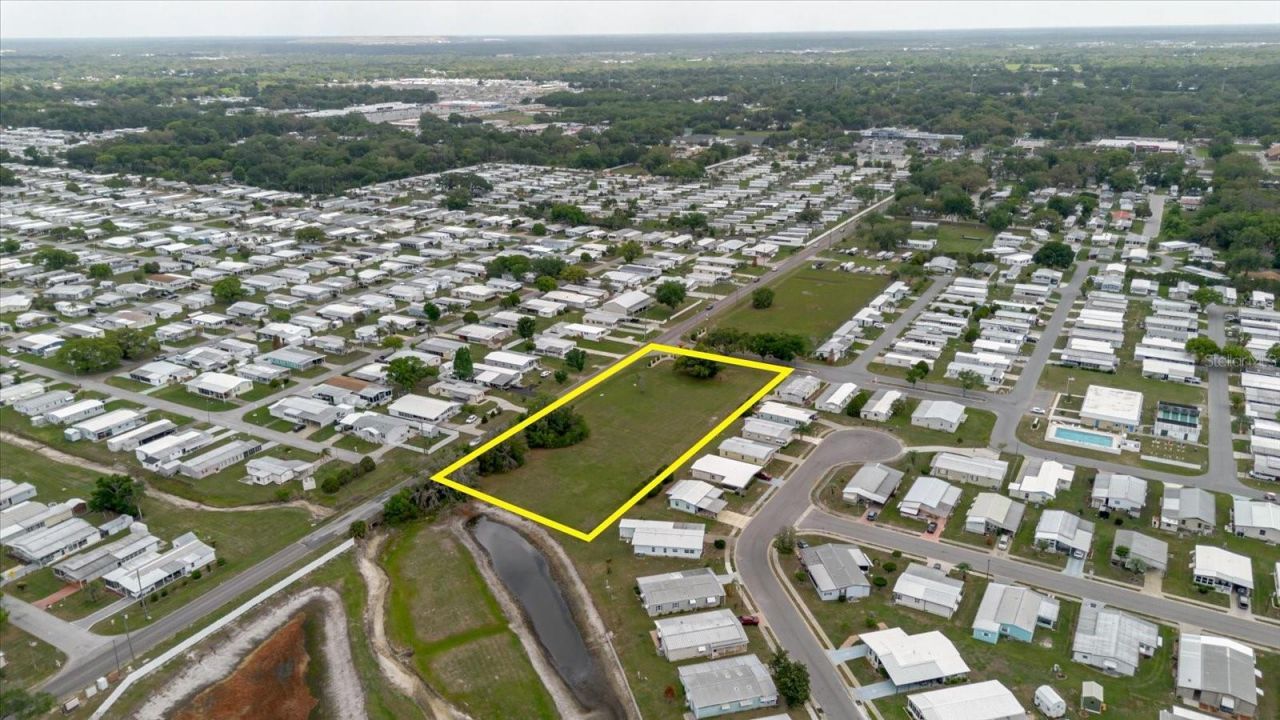 5407 Dean Dairy Rd, Zephyrhills, FL 33541 Photo