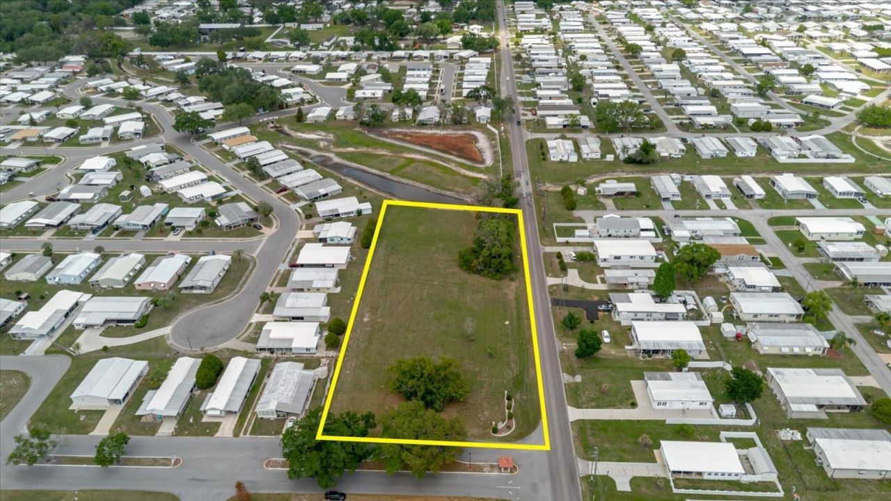 5407 Dean Dairy Rd, Zephyrhills, FL 33541 Photo