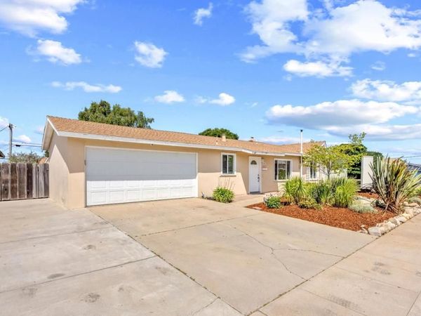 285 Kelton Drive, Salinas, CA 93906