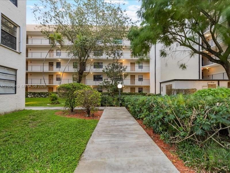 6193 Rock Island Rd, Unit 105, Tamarac, FL 33319 Photo