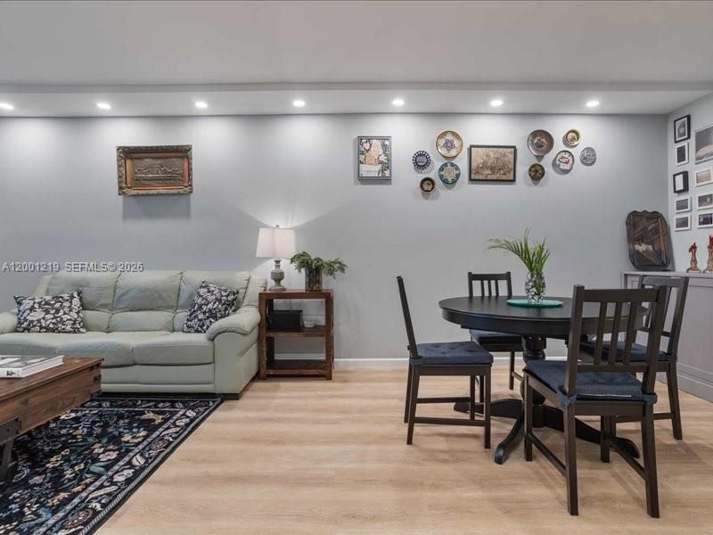 6193 Rock Island Rd, Unit 105, Tamarac, FL 33319 Photo