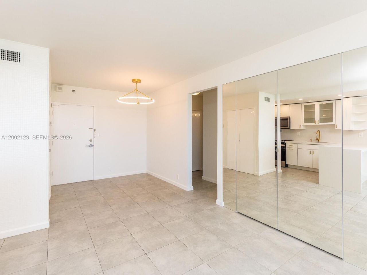1000 E West Ave, Unit 1432, Miami Beach, FL 33139 Photo