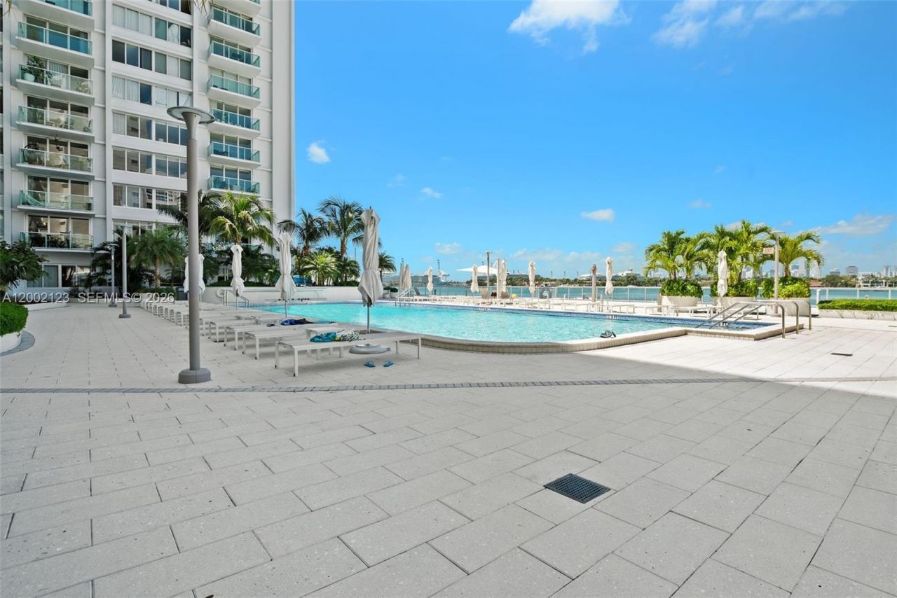 1000 E West Ave, Unit 1432, Miami Beach, FL 33139 Photo