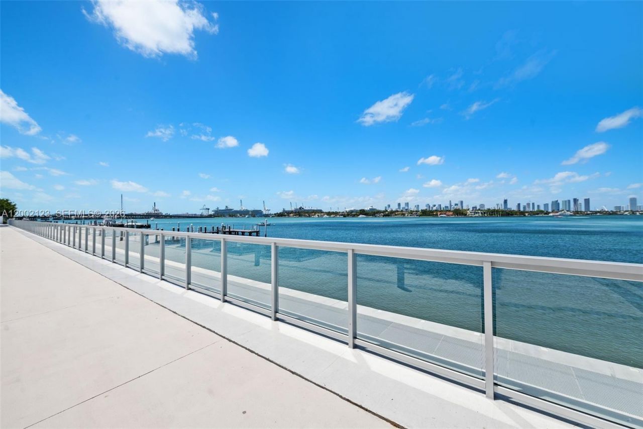 1000 E West Ave, Unit 1432, Miami Beach, FL 33139 Photo