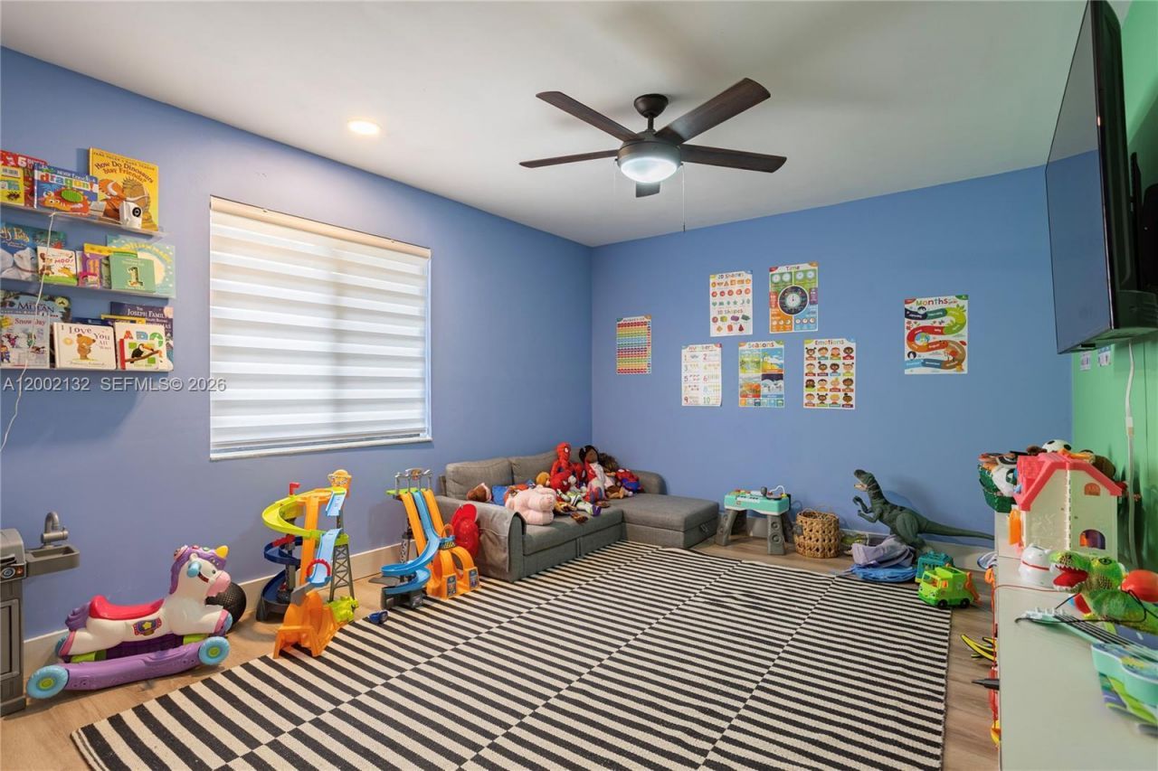 1030 NW 95th Ter, Plantation, FL 33322 Photo