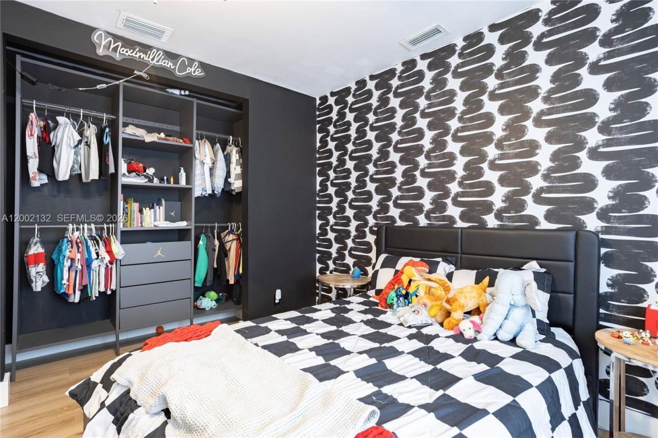 1030 NW 95th Ter, Plantation, FL 33322 Photo