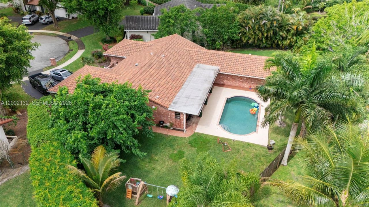 1030 NW 95th Ter, Plantation, FL 33322 Photo