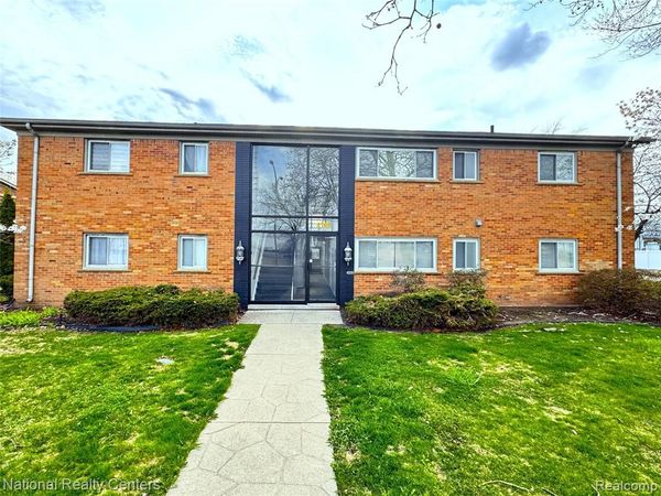 4715 Coolidge HWY Coolidge Highway, Royal Oak, MI 48073