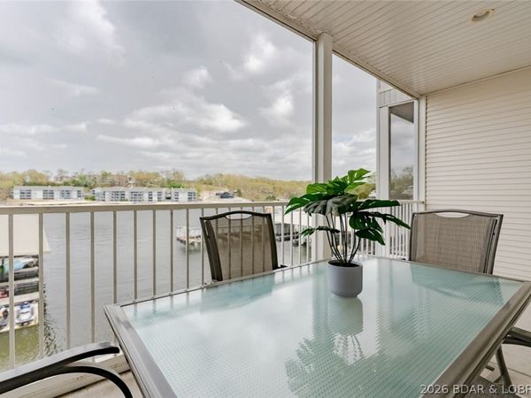 4935 Robins Circle, Unit 223, Osage Beach, MO 65065
