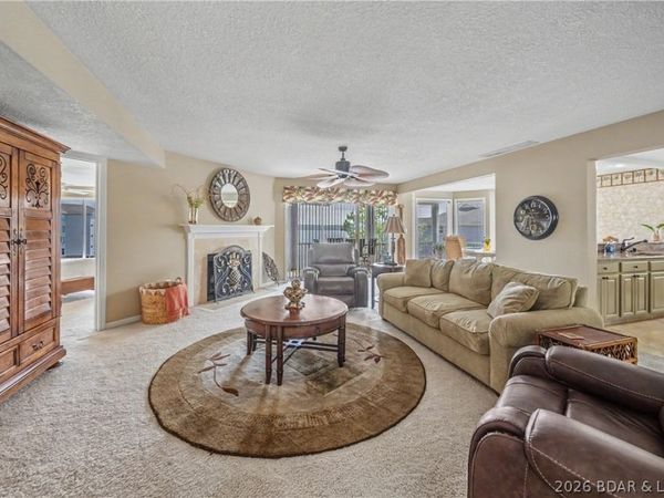 488 Regatta Bay Circle, Unit 3D, Lake Ozark, MO 65049