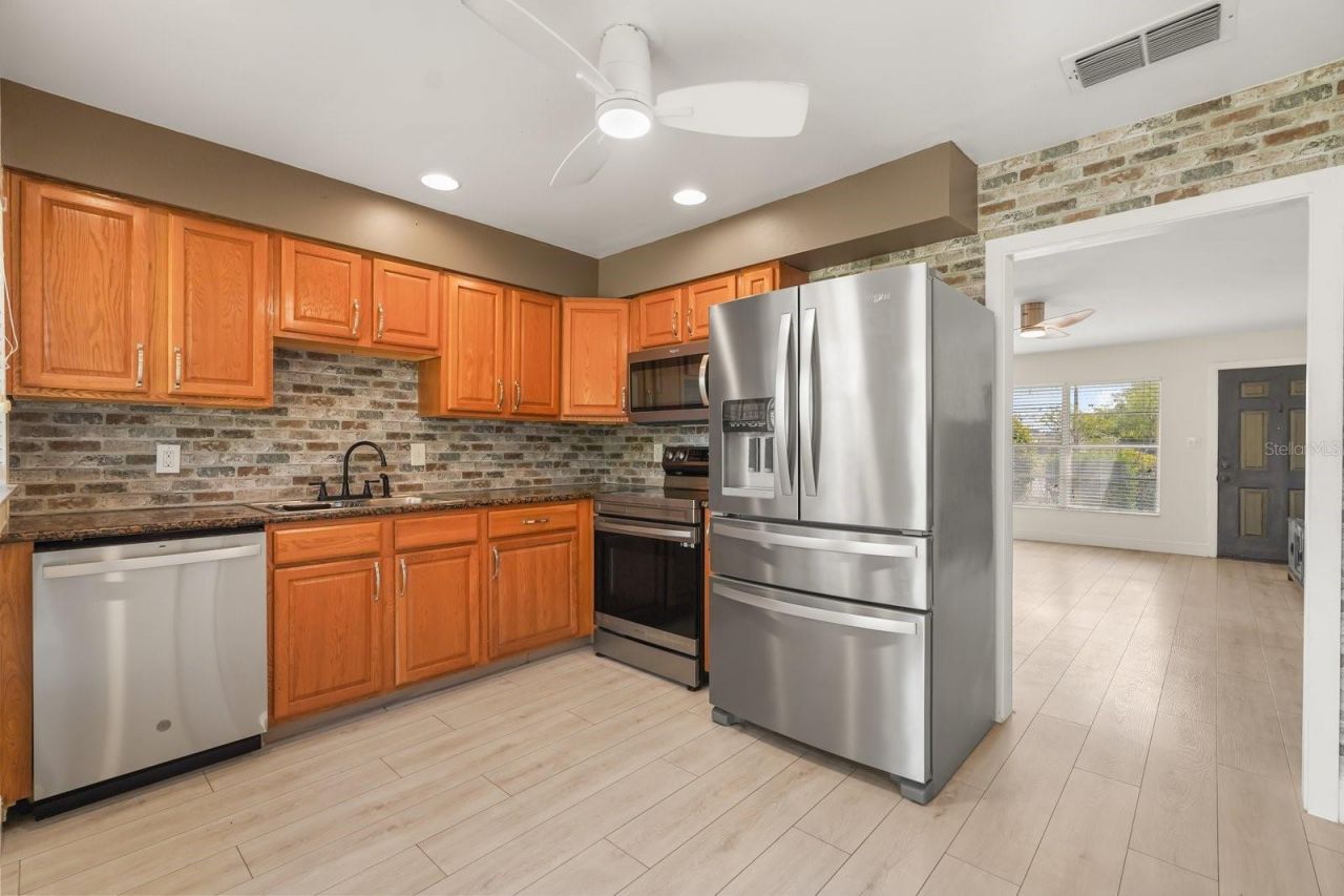 2770 Curry Ford Road , Unit A, Orlando, FL 32806 Photo