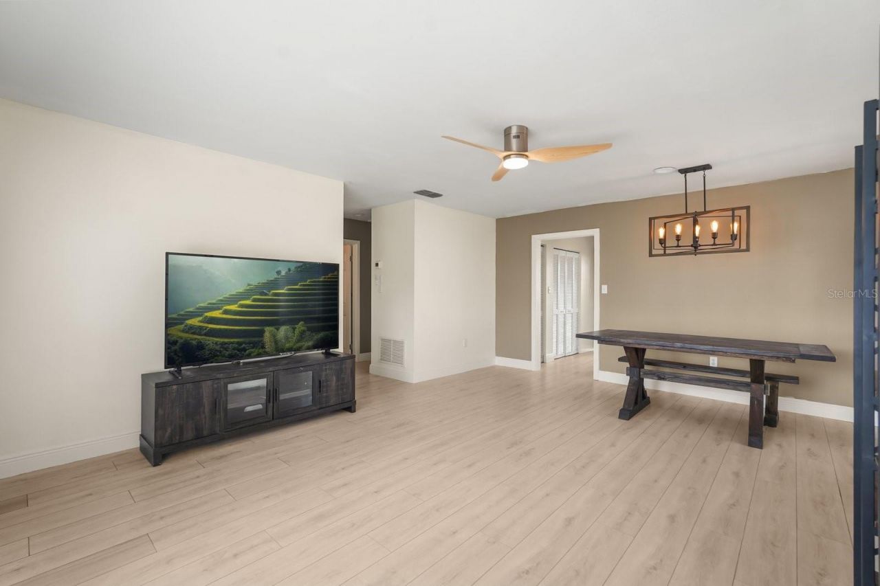 2770 Curry Ford Road , Unit A, Orlando, FL 32806 Photo