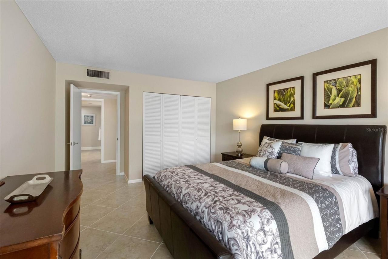 100 Oakmont Lane, Unit 203, Belleair, FL 33756 Photo