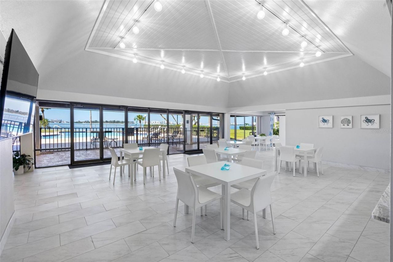 100 Oakmont Lane, Unit 203, Belleair, FL 33756 Photo