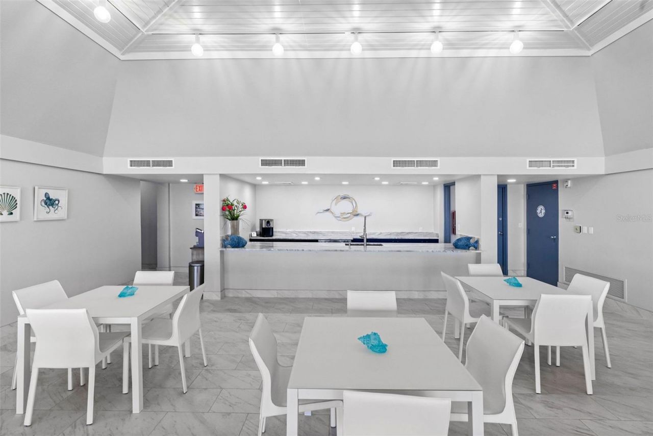 100 Oakmont Lane, Unit 203, Belleair, FL 33756 Photo