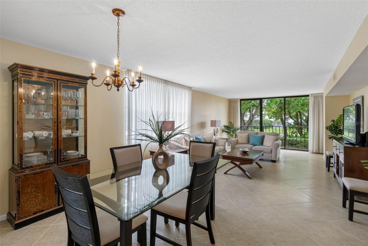 100 Oakmont Lane, Unit 203, Belleair, FL 33756 Photo