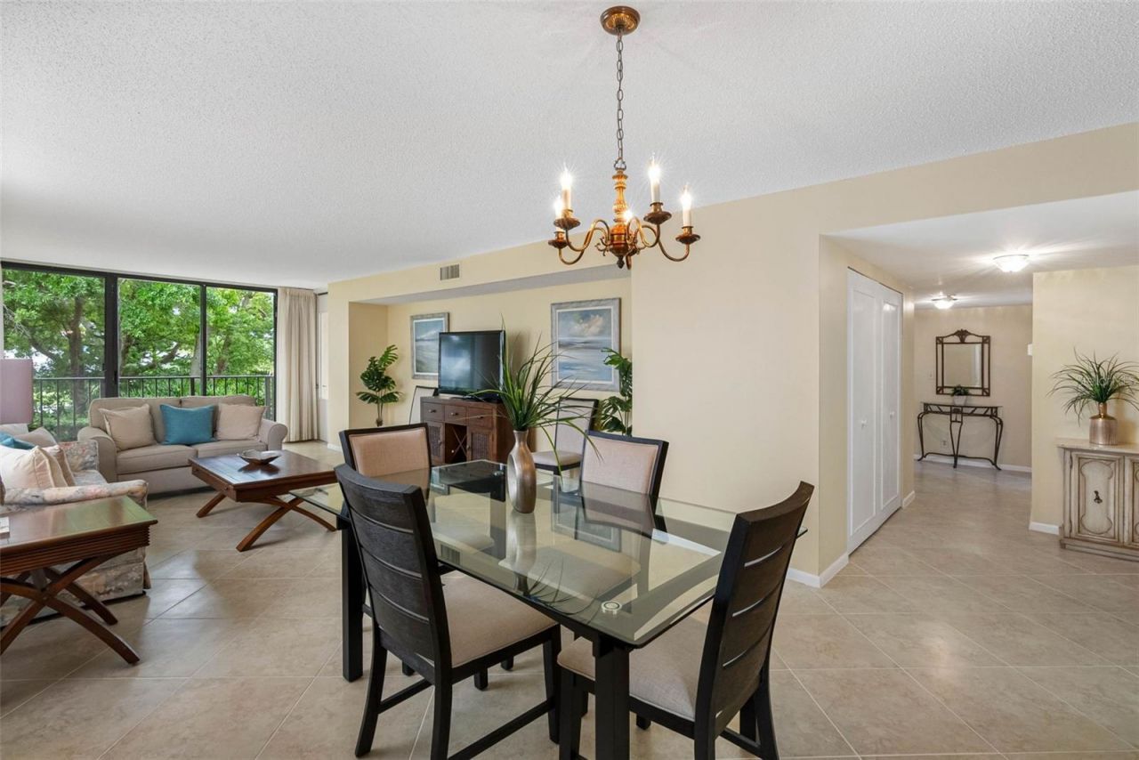 100 Oakmont Lane, Unit 203, Belleair, FL 33756 Photo