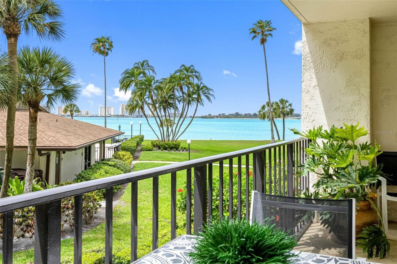 100 Oakmont Lane, Unit 203, Belleair, FL 33756 Photo