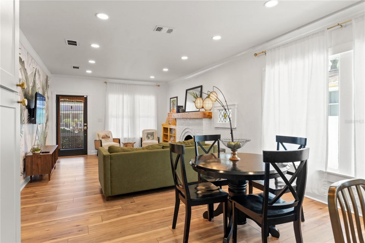 324 W Haya Street, Tampa, FL 33603 Photo