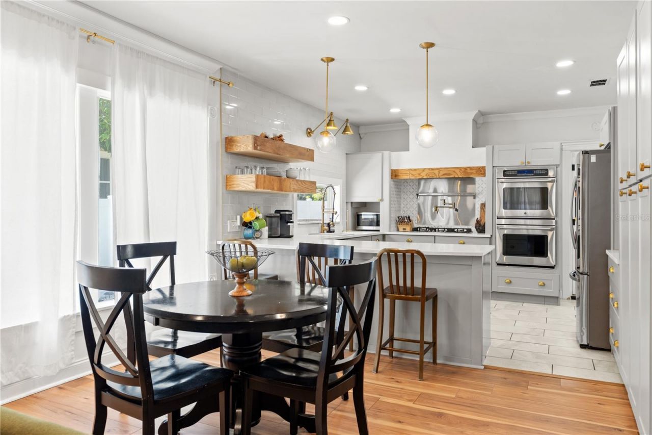 324 W Haya Street, Tampa, FL 33603 Photo