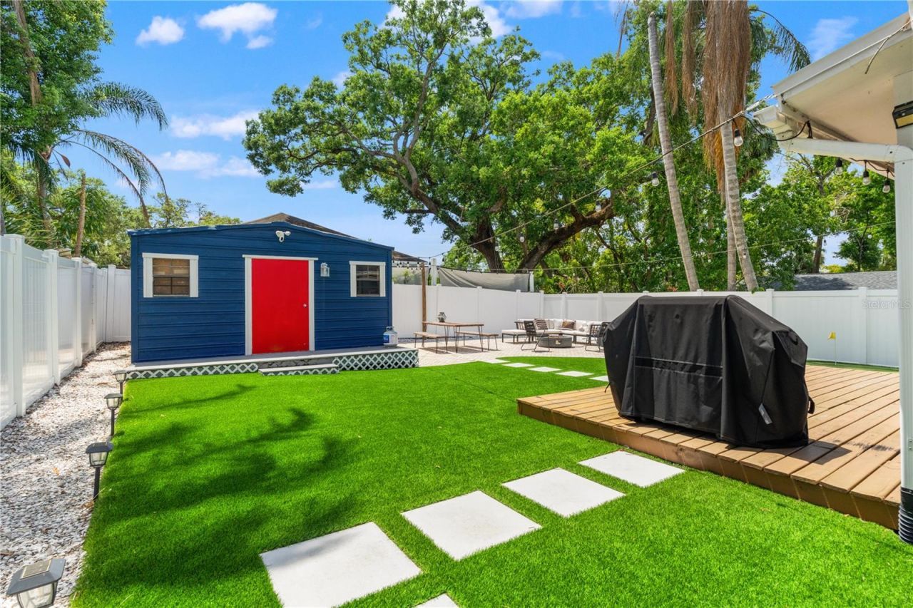 324 W Haya Street, Tampa, FL 33603 Photo