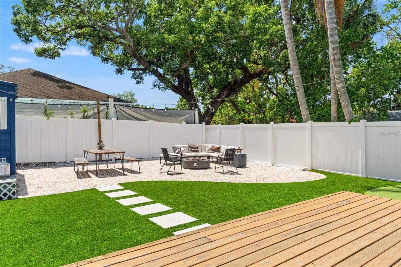 324 W Haya Street, Tampa, FL 33603 Photo