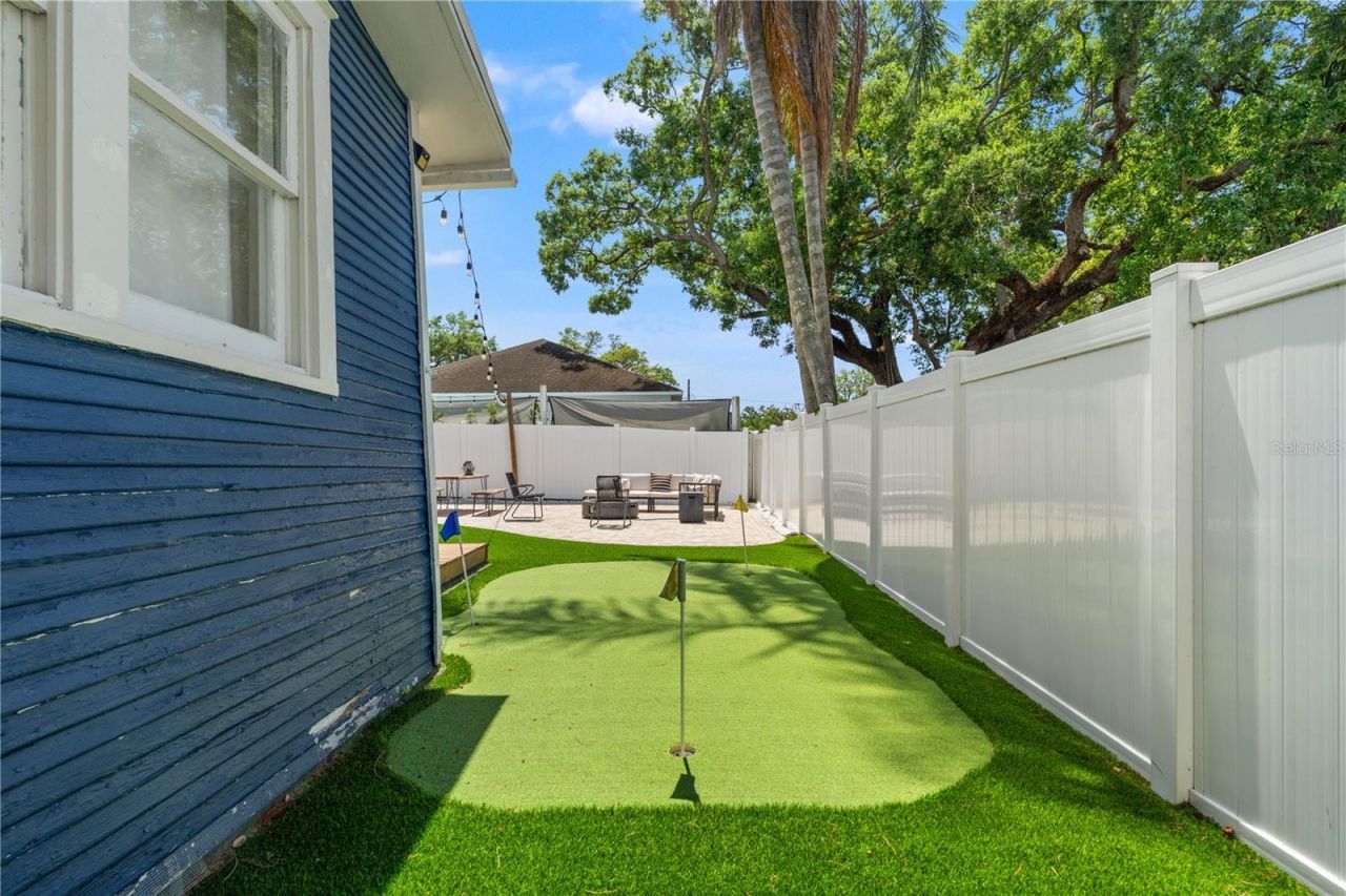 324 W Haya Street, Tampa, FL 33603 Photo