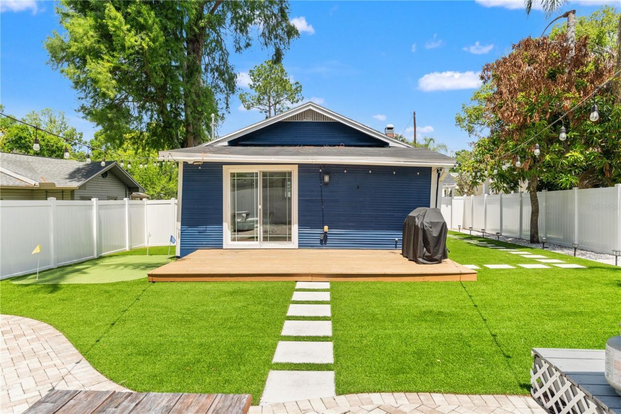 324 W Haya Street, Tampa, FL 33603 Photo