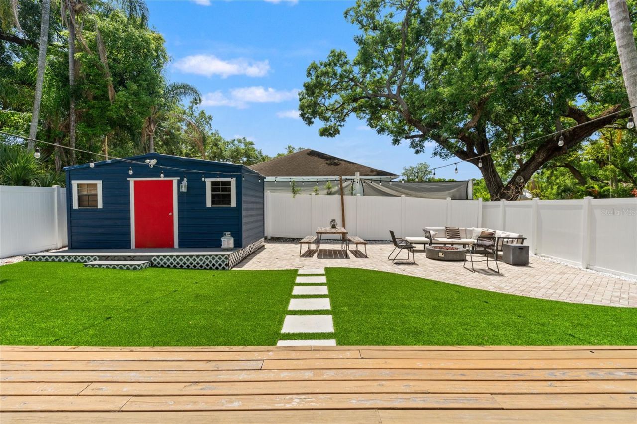 324 W Haya Street, Tampa, FL 33603 Photo