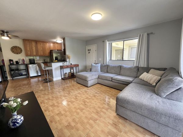 588 Trace Circle, Unit 203, Deerfield Beach, FL 33441