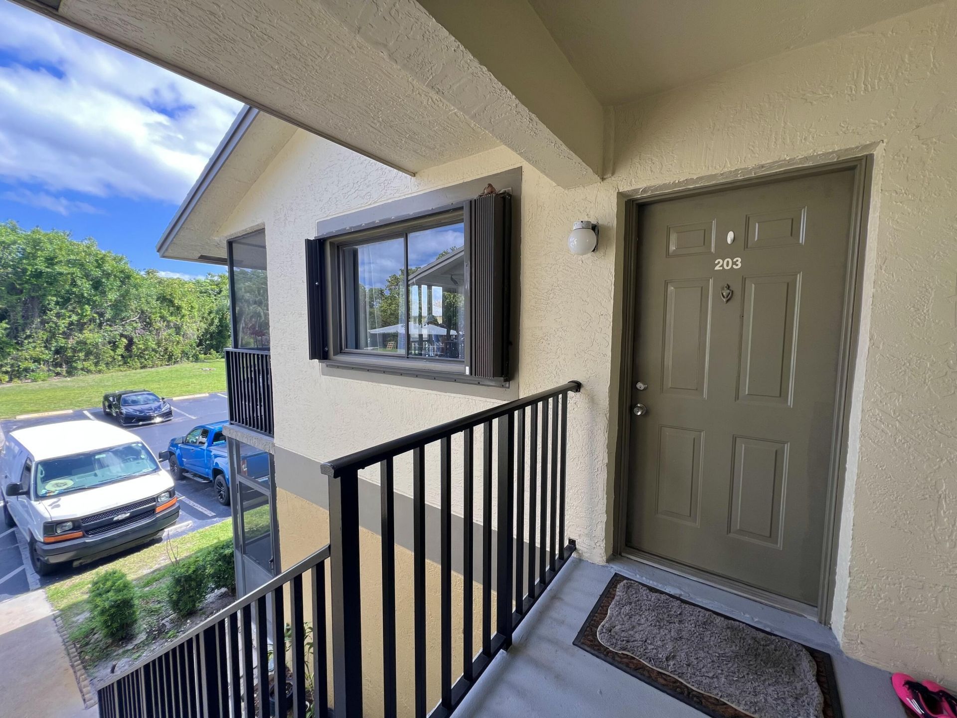 588 Trace Circle, Unit 203, Deerfield Beach, FL 33441 Photo