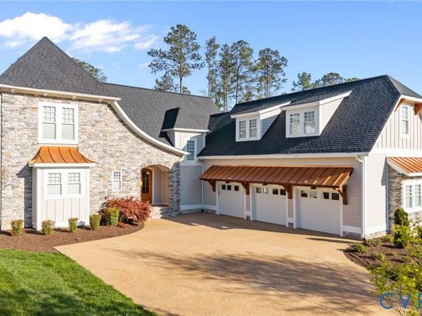2313 Cheverton Lane , Midlothian, VA 23112