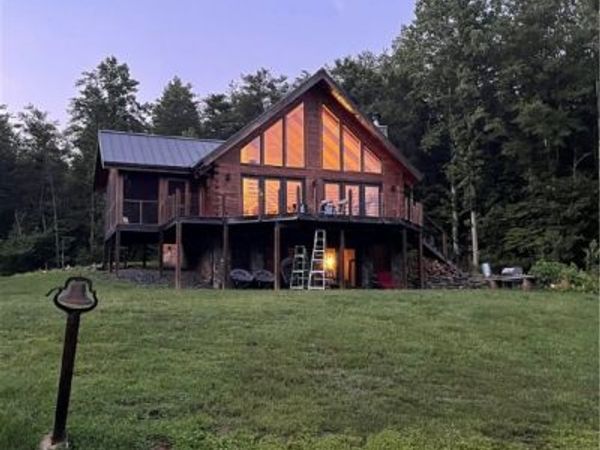 663 Covered Bridge Road , Kents Store, VA 23084