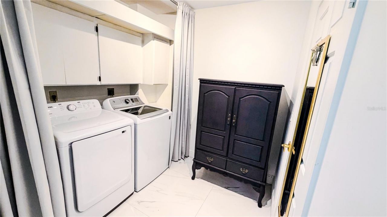 3635 Whitehall Drive, Unit 401, West Palm Beach, FL 33401 Photo