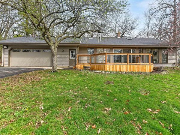 W3730 Scotch Bush ROAD, Elkhorn, WI 53121