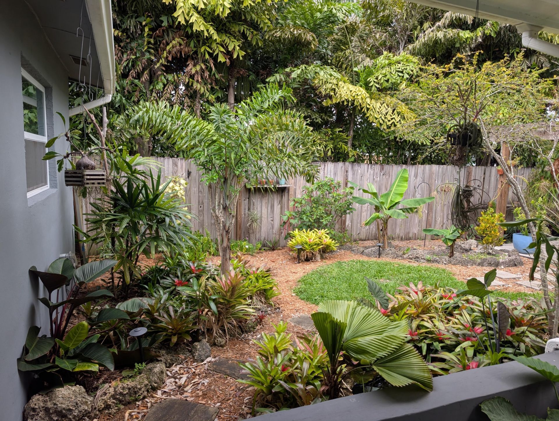 8691 NW 28th Place, Sunrise, FL 33322 Photo