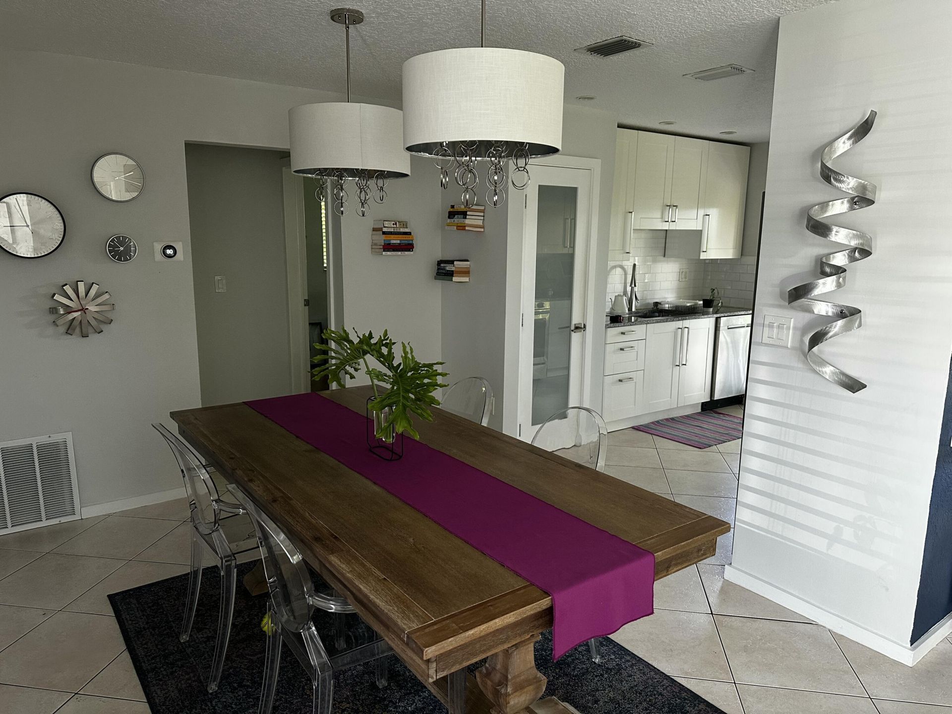 8691 NW 28th Place, Sunrise, FL 33322 Photo