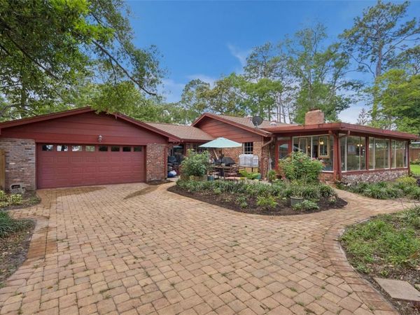 295 FRANCES CIRCLE, ALTAMONTE SPRINGS, FL 32701