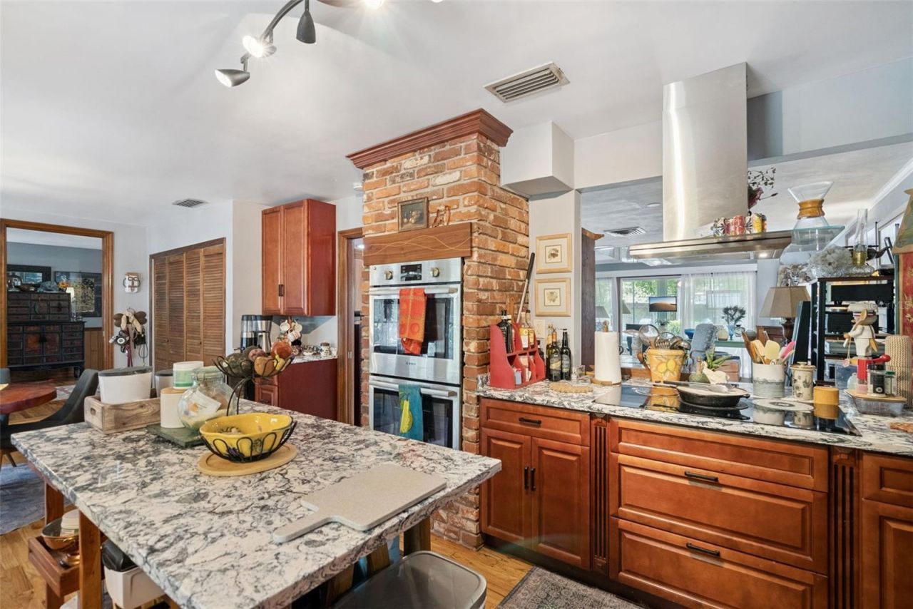 295 Frances Circle , Altamonte Springs, FL 32701 Photo