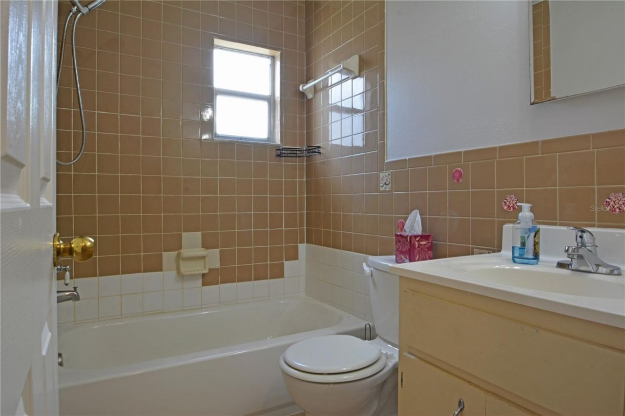 620 Pent Street , Tarpon Springs, FL 34689 Photo