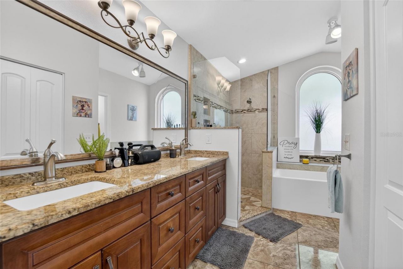 1668 Allens Ridge Drive N, Palm Harbor, FL 34683 Photo