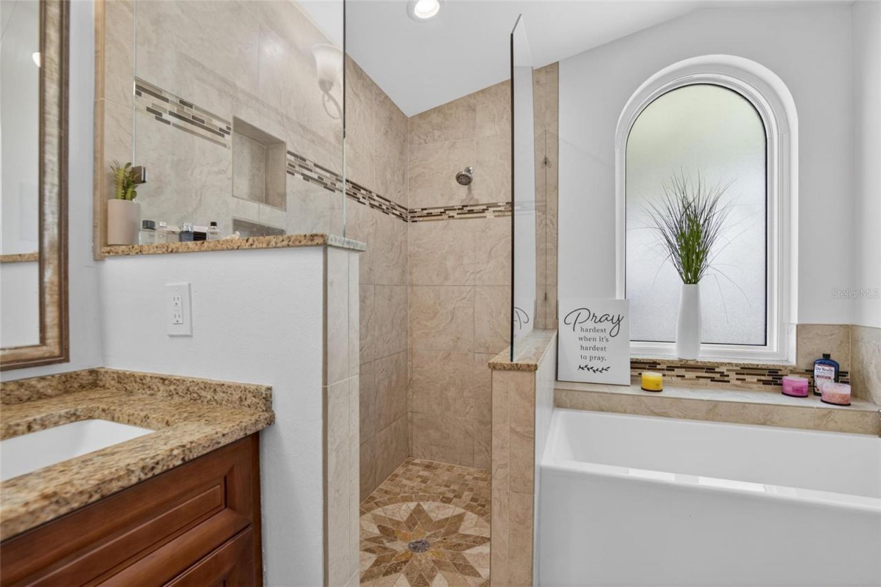 1668 Allens Ridge Drive N, Palm Harbor, FL 34683 Photo