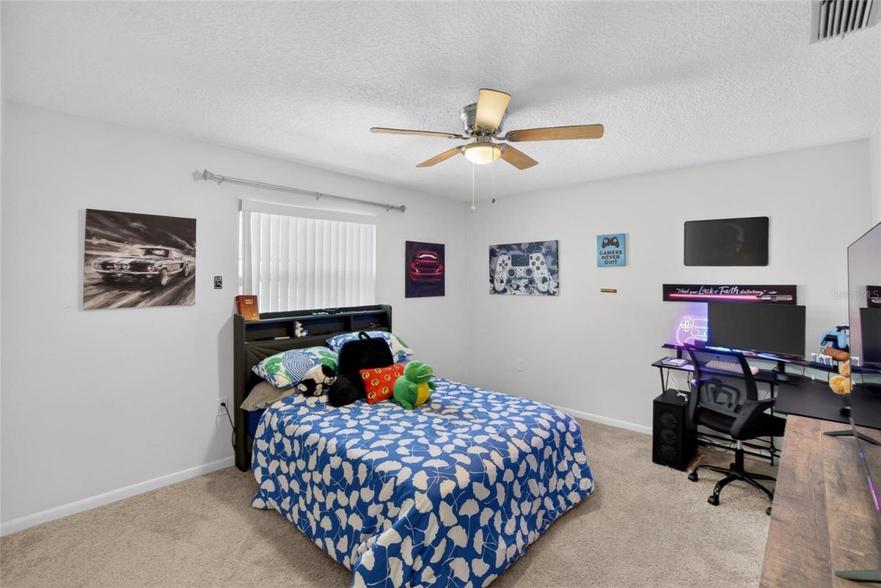 1668 Allens Ridge Drive N, Palm Harbor, FL 34683 Photo