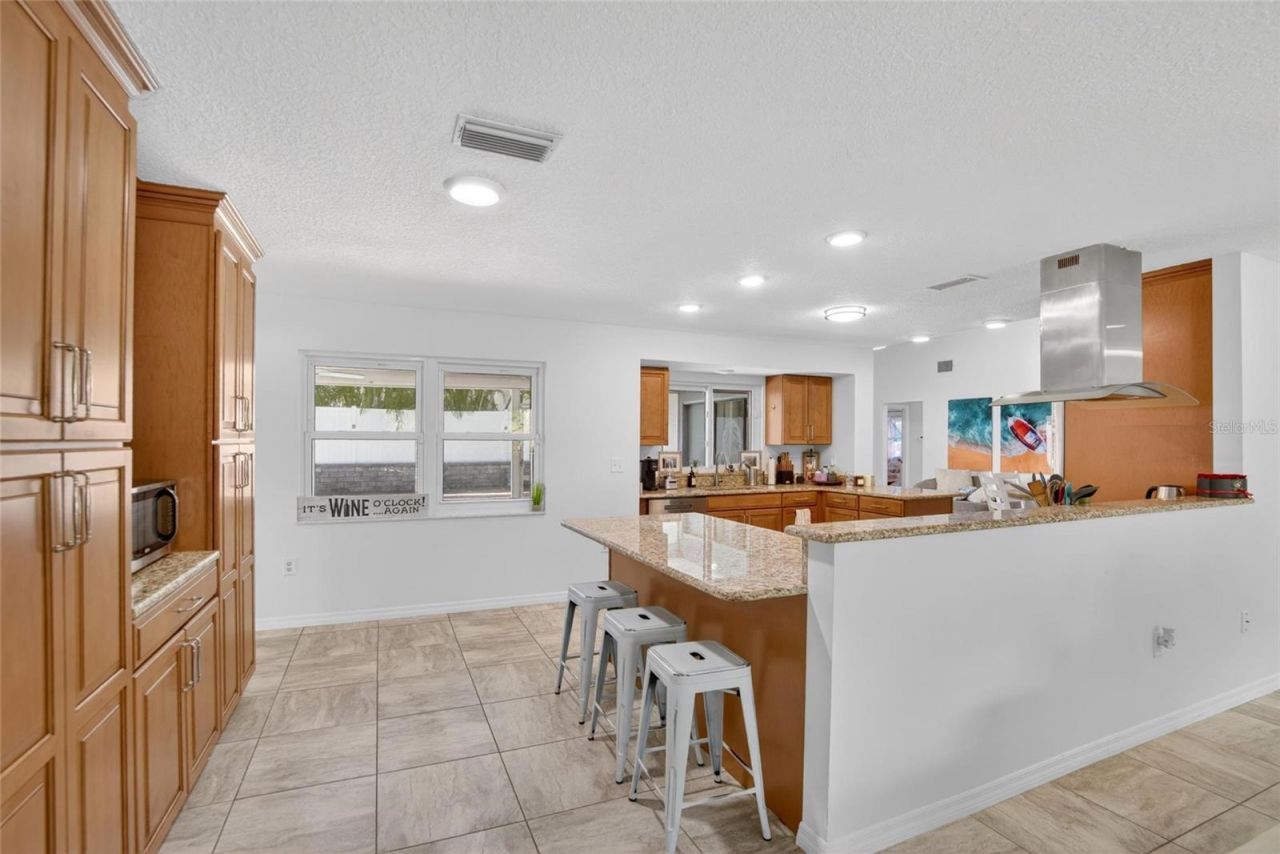 1668 Allens Ridge Drive N, Palm Harbor, FL 34683 Photo