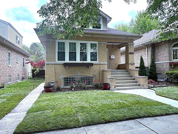 5249 Hoffman Street, Skokie, IL 60077