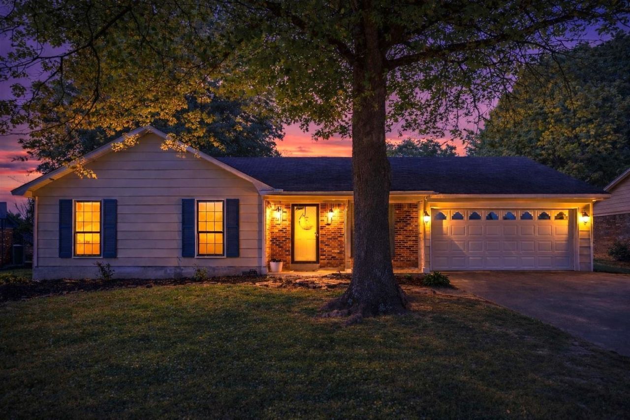 6390 Prairie View Dr, Bartlett, TN 38134 Main Photo