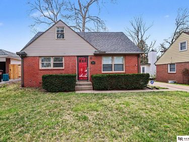 2225 Burnham Street , Lincoln, NE 68502