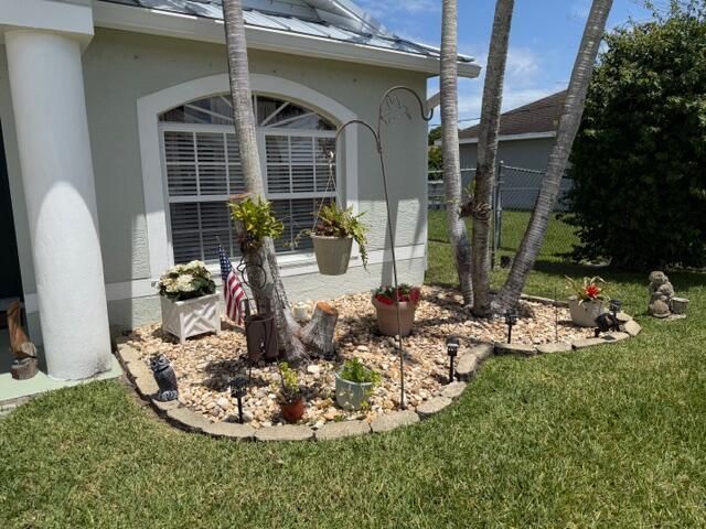 925 SW Worcester Lane Sw, Port Saint Lucie, FL 34953 Photo
