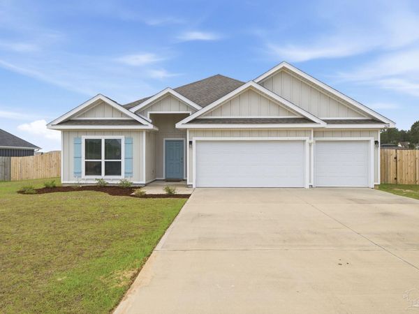 2619 Ten Mile Rd, Pace, FL 32571