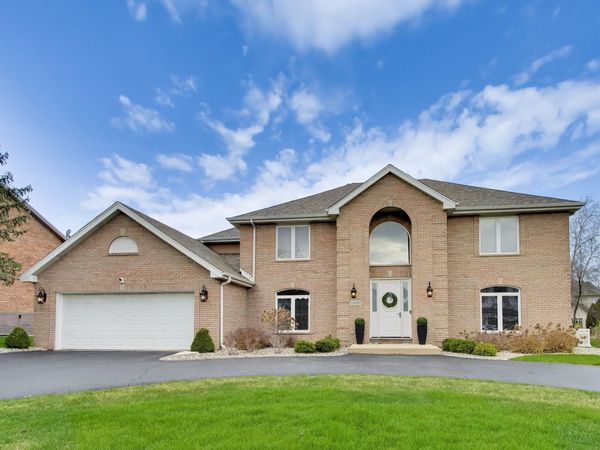 1909 Maplewood Lane, Munster, IN 46321